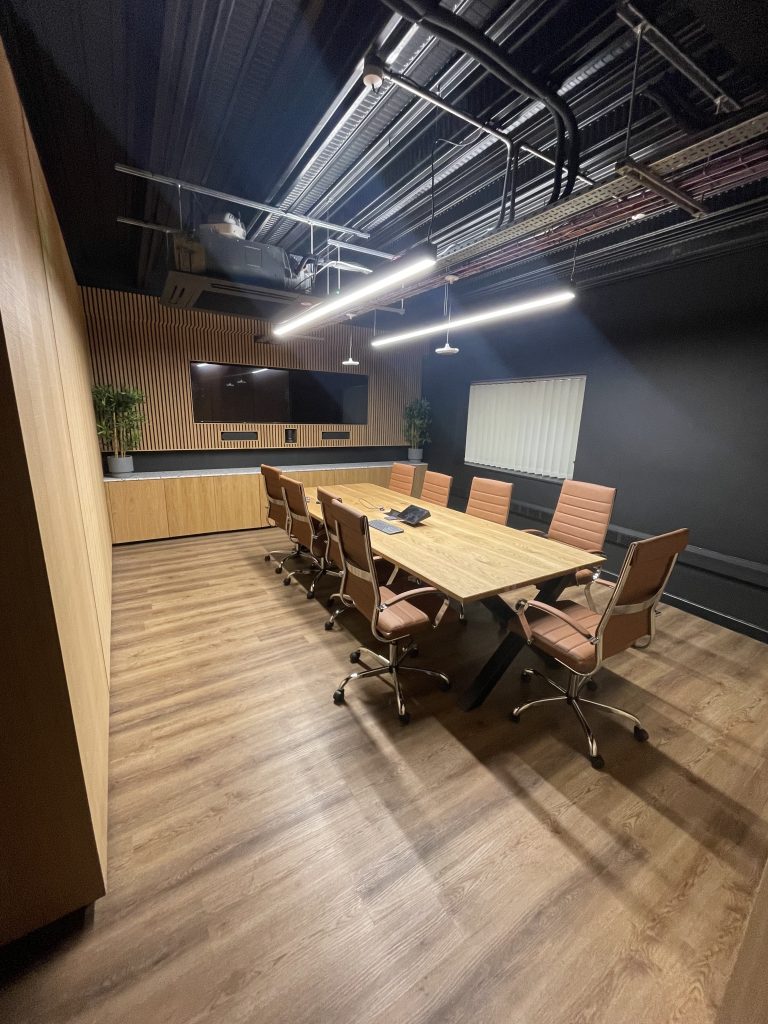 20250403_155803357_iOS